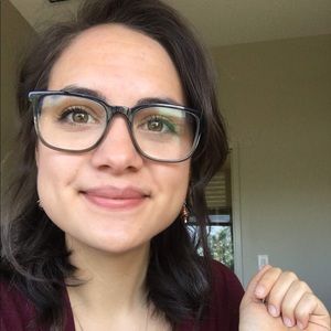 Meet your Posher, Marissa